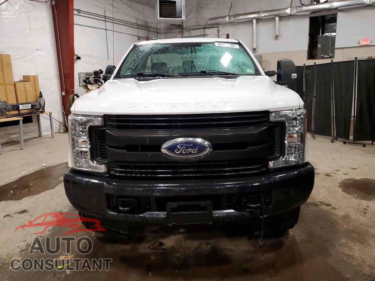 FORD F250 2017 - 1FTBF2B63HEB86426
