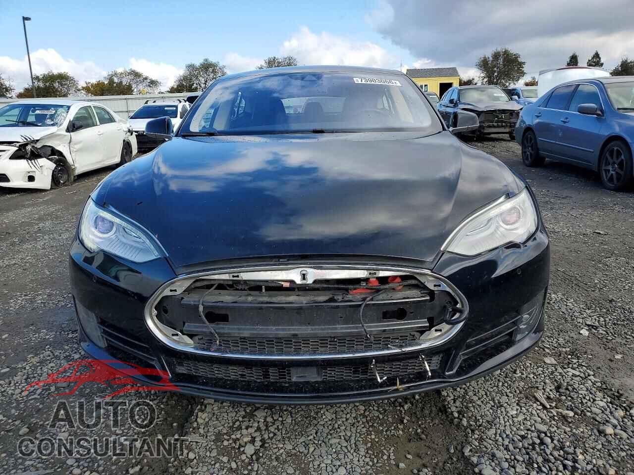 TESLA MODEL S 2015 - 5YJSA1S15FF100848