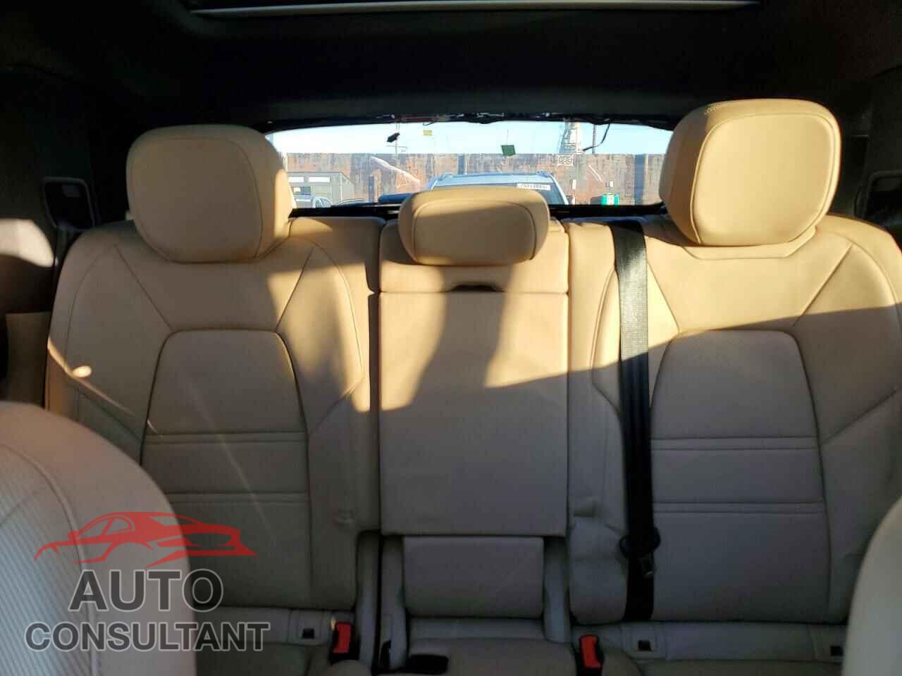 PORSCHE CAYENNE 2021 - WP1AA2AY7MDA09907