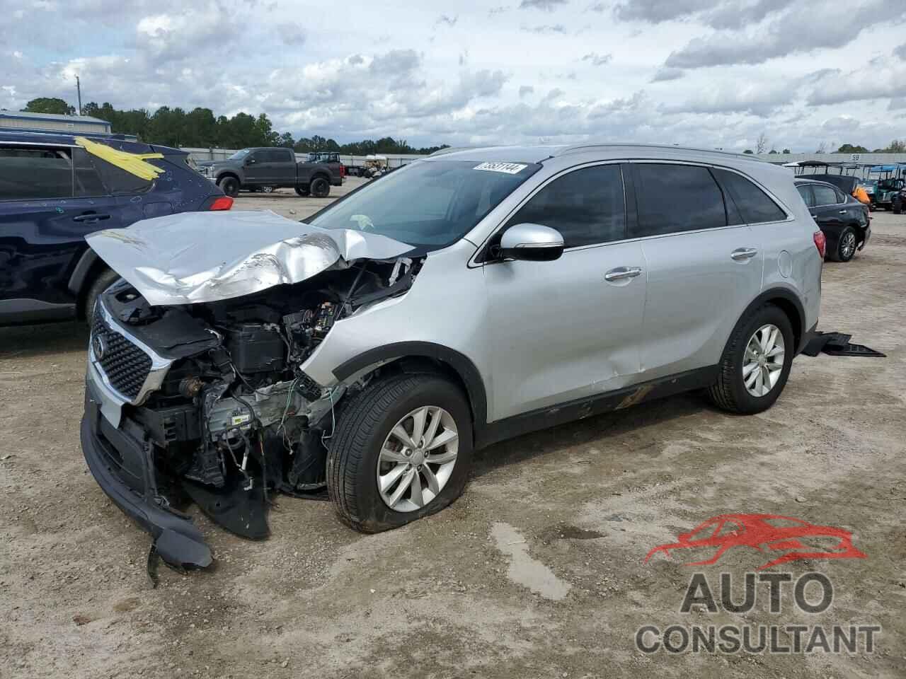 KIA SORENTO 2017 - 5XYPG4A37HG255552