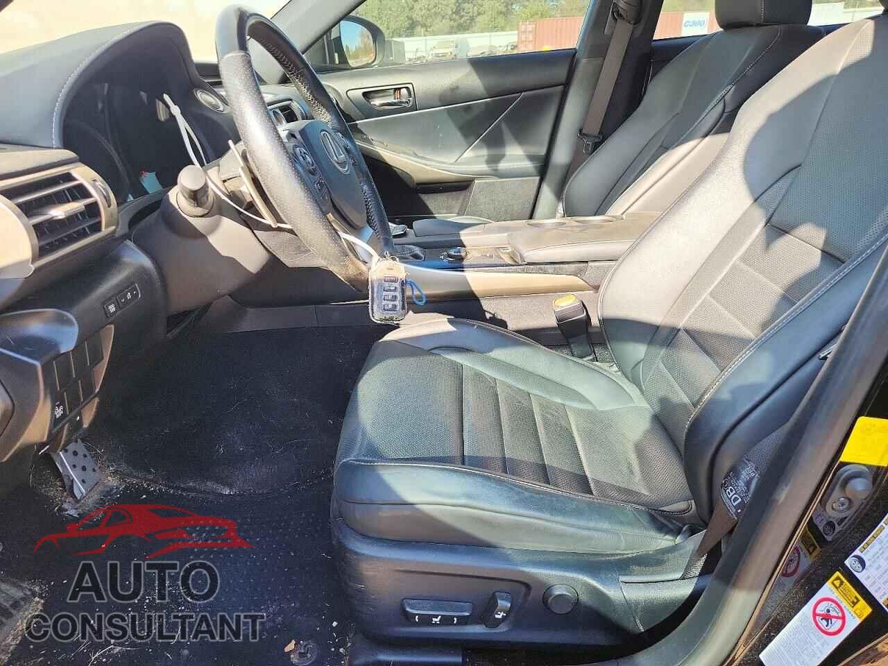 LEXUS IS 2014 - JTHCE1D28E5004659
