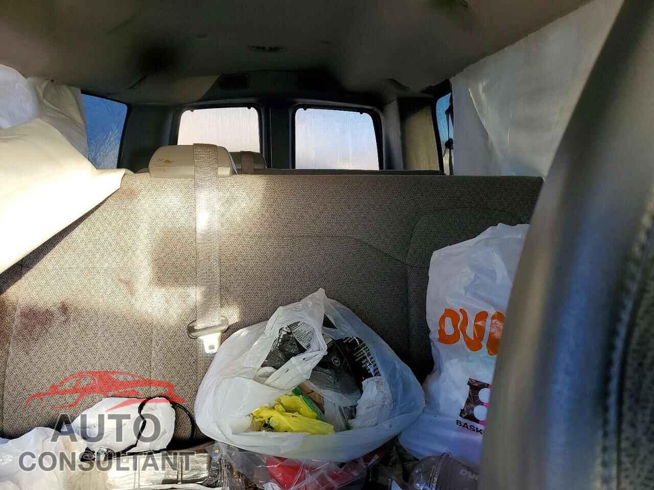 CHEVROLET EXPRESS 2010 - 1GNUHCD47A1172344