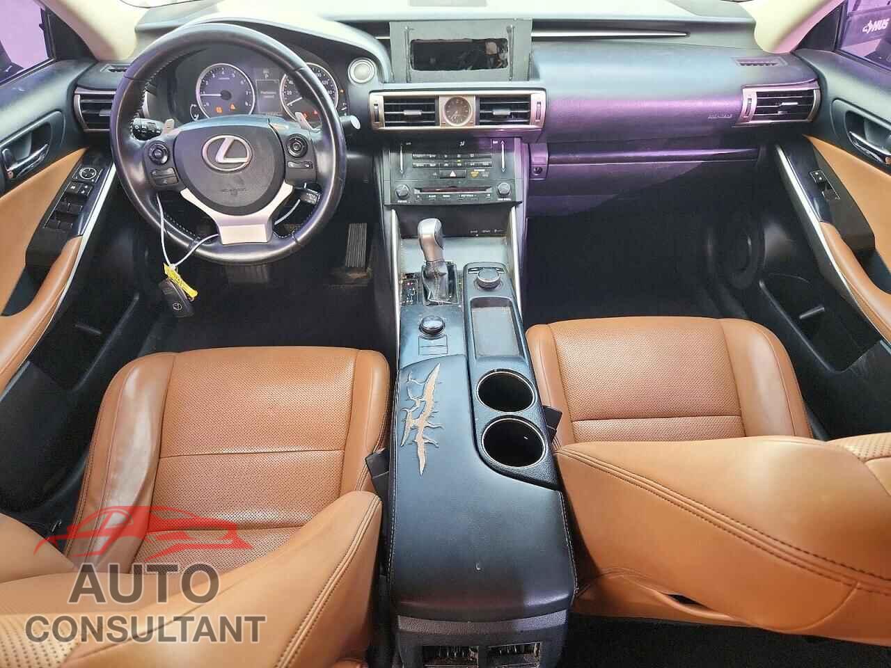 LEXUS IS 2014 - JTHBF1D2XE5028650