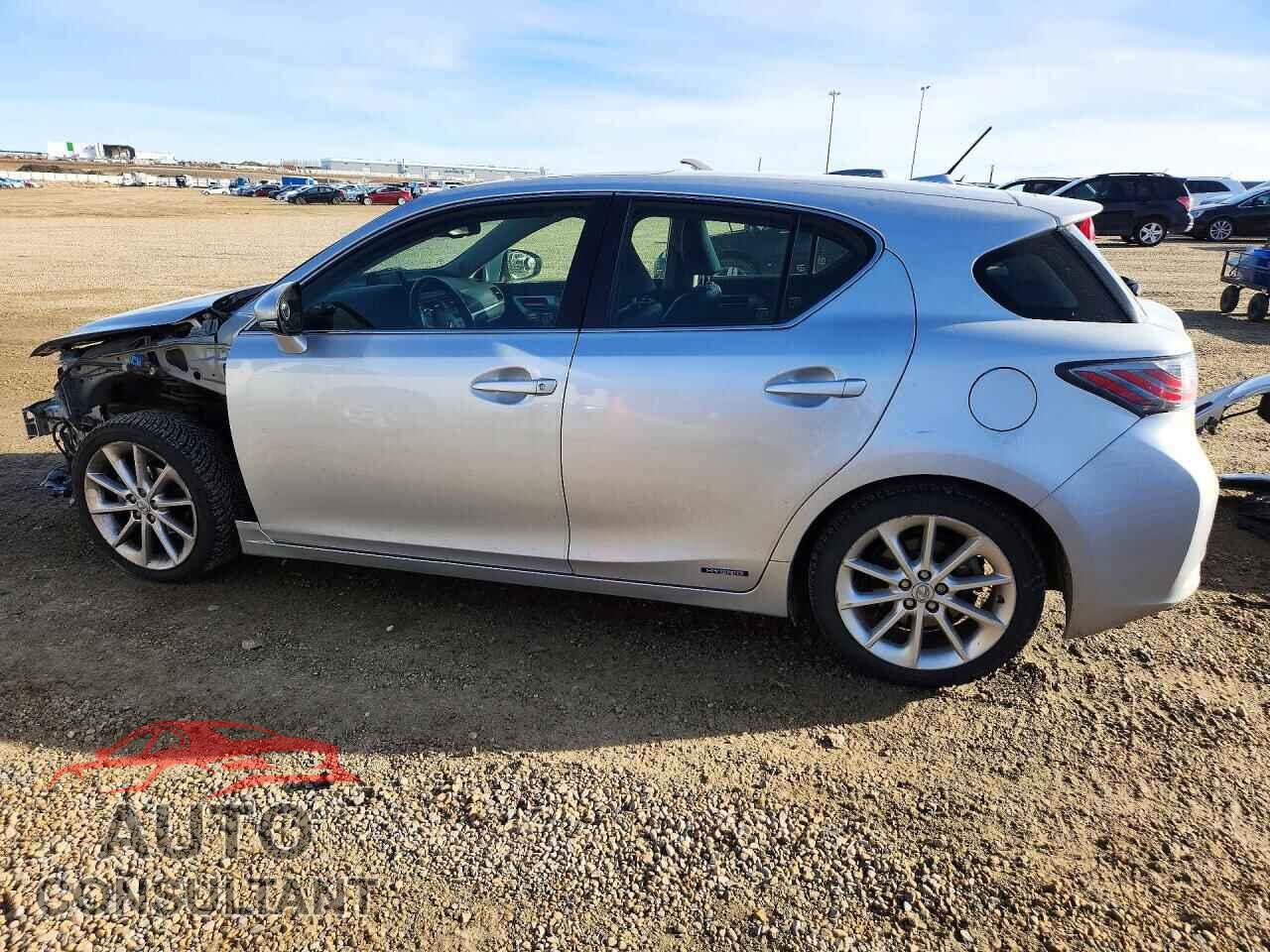 LEXUS CT 200 2011 - JTHKD5BH5B2041677