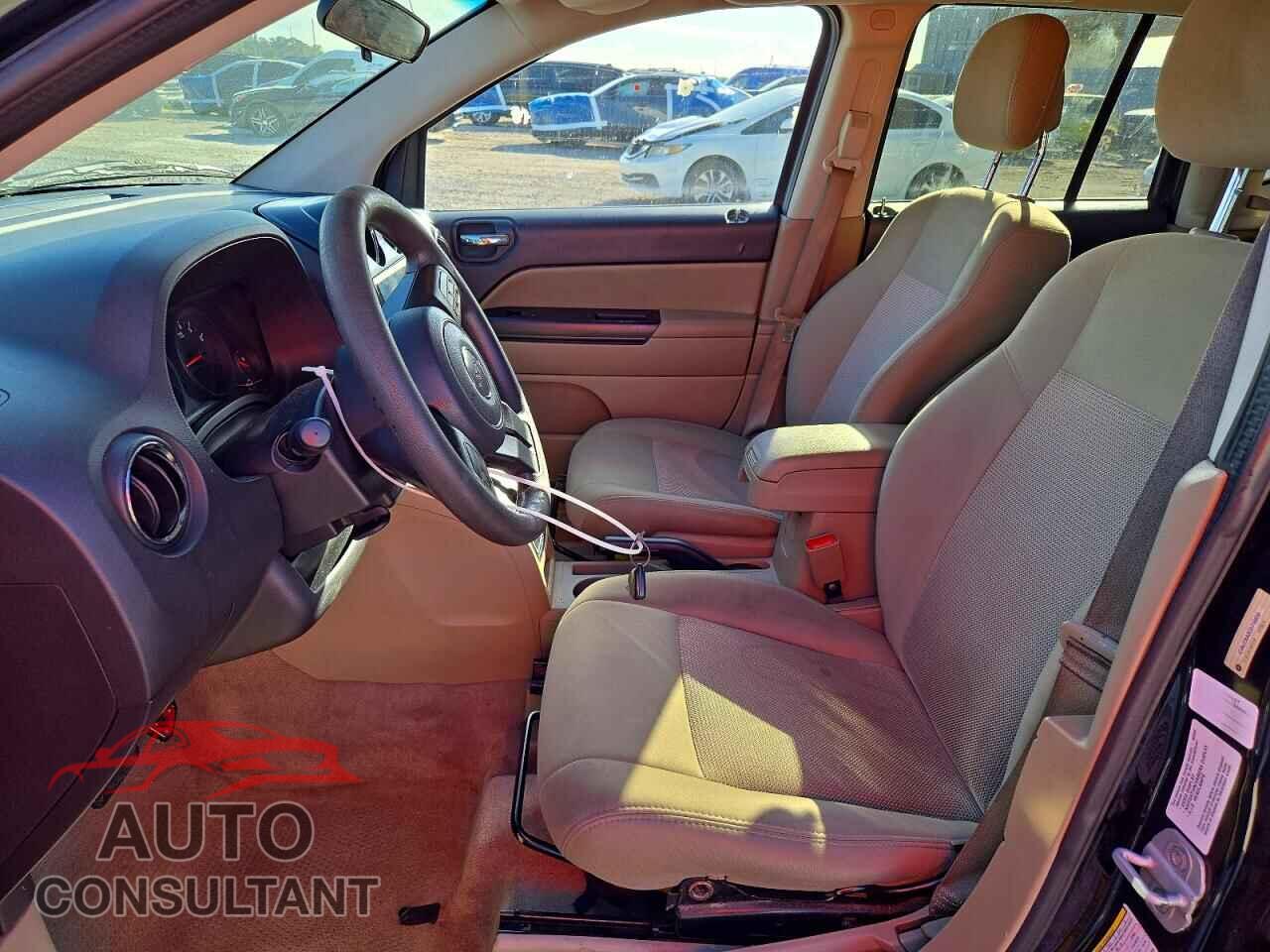 JEEP COMPASS 2012 - 1C4NJCBA8CD718659