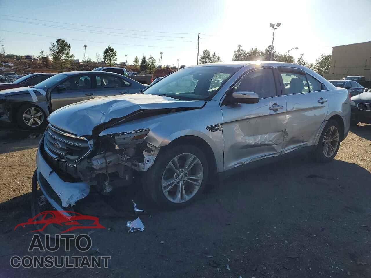 FORD TAURUS 2013 - 1FAHP2E85DG120274
