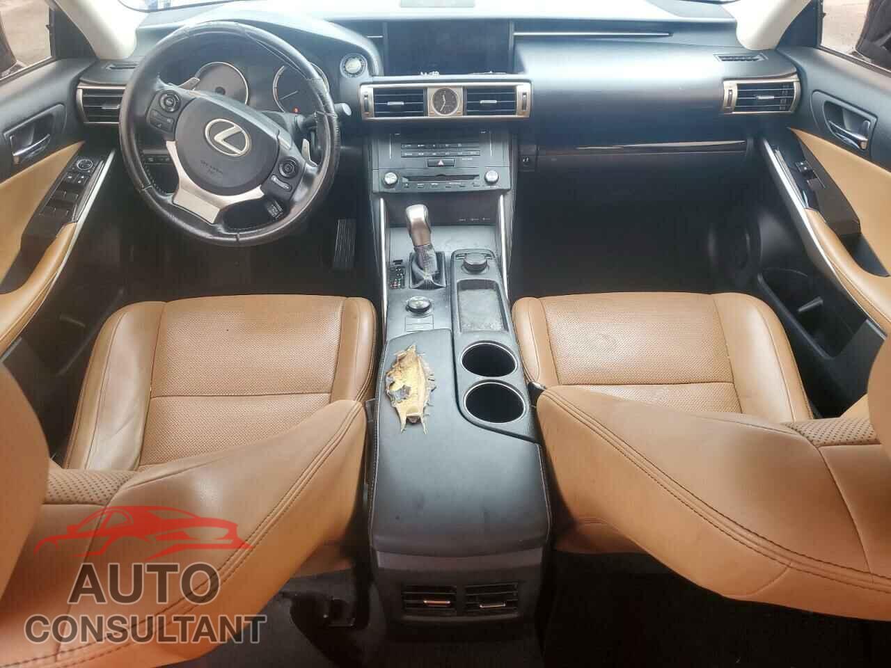 LEXUS IS 2015 - JTHBF1D27F5072249