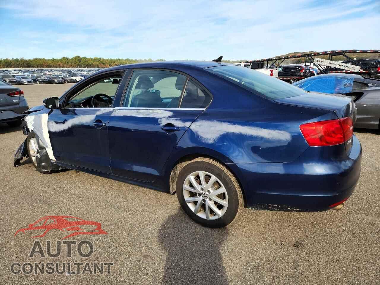 VOLKSWAGEN JETTA 2013 - 3VWDP7AJ5DM372589