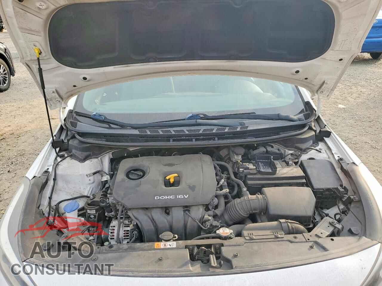 KIA FORTE 2017 - 3KPFK4A72HE039263