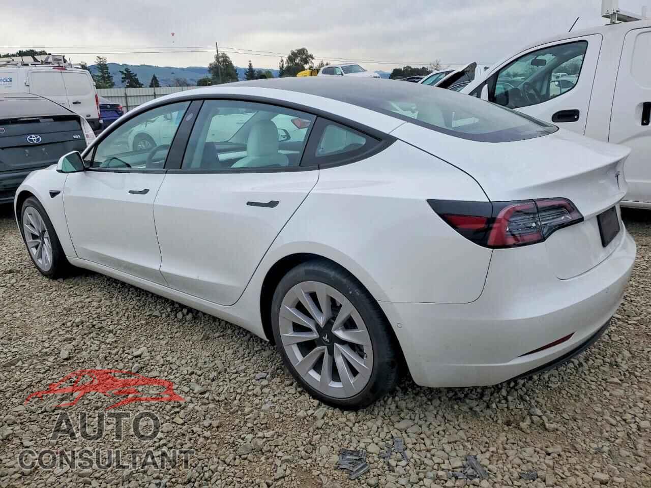 TESLA MODEL 3 2021 - 5YJ3E1EB6MF999617