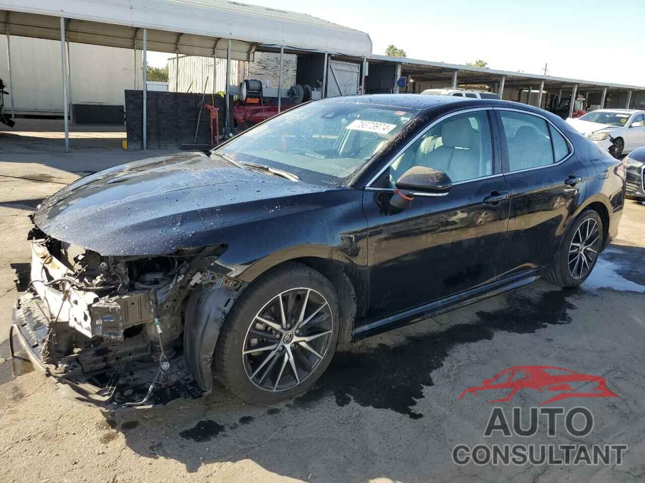 TOYOTA CAMRY 2022 - 4T1G11AK5NU717216
