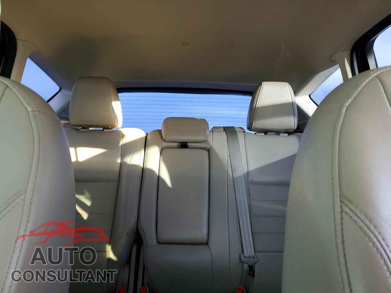 FORD CMAX 2013 - 1FADP5BU9DL526910