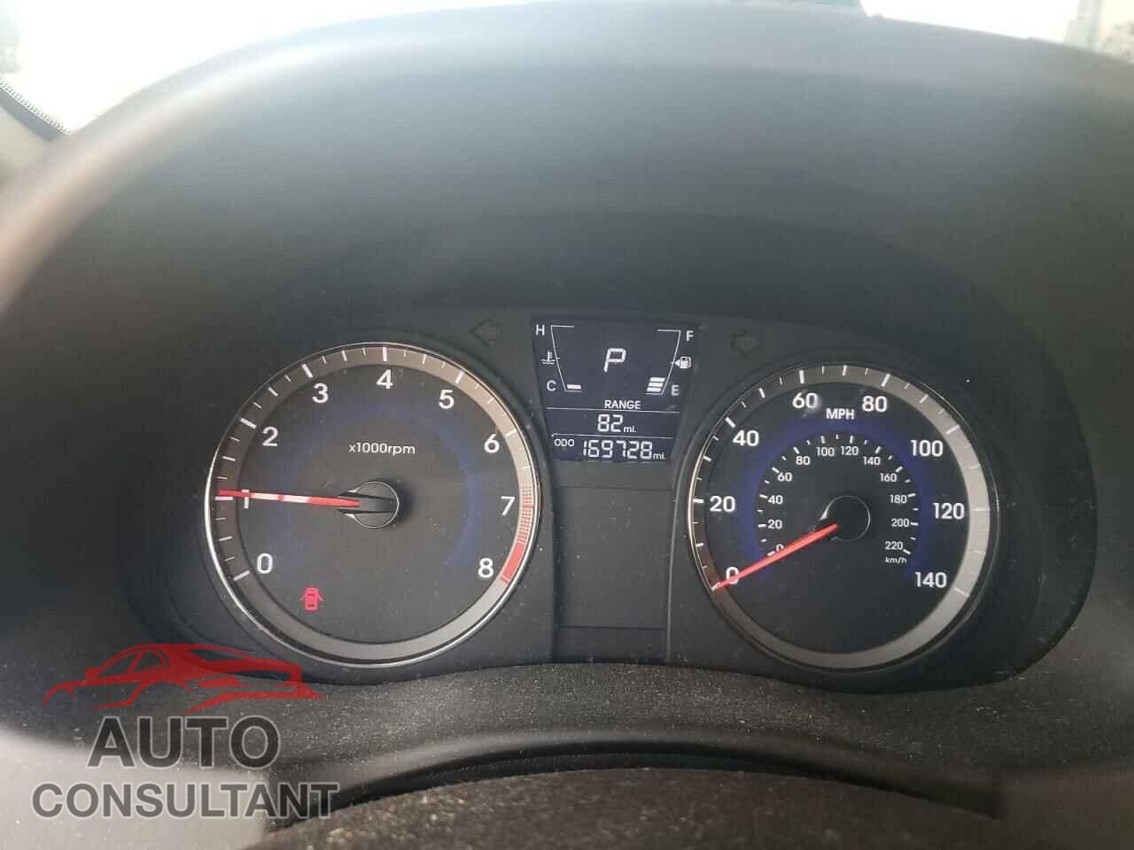 HYUNDAI ACCENT 2013 - KMHCU5AE7DU104424