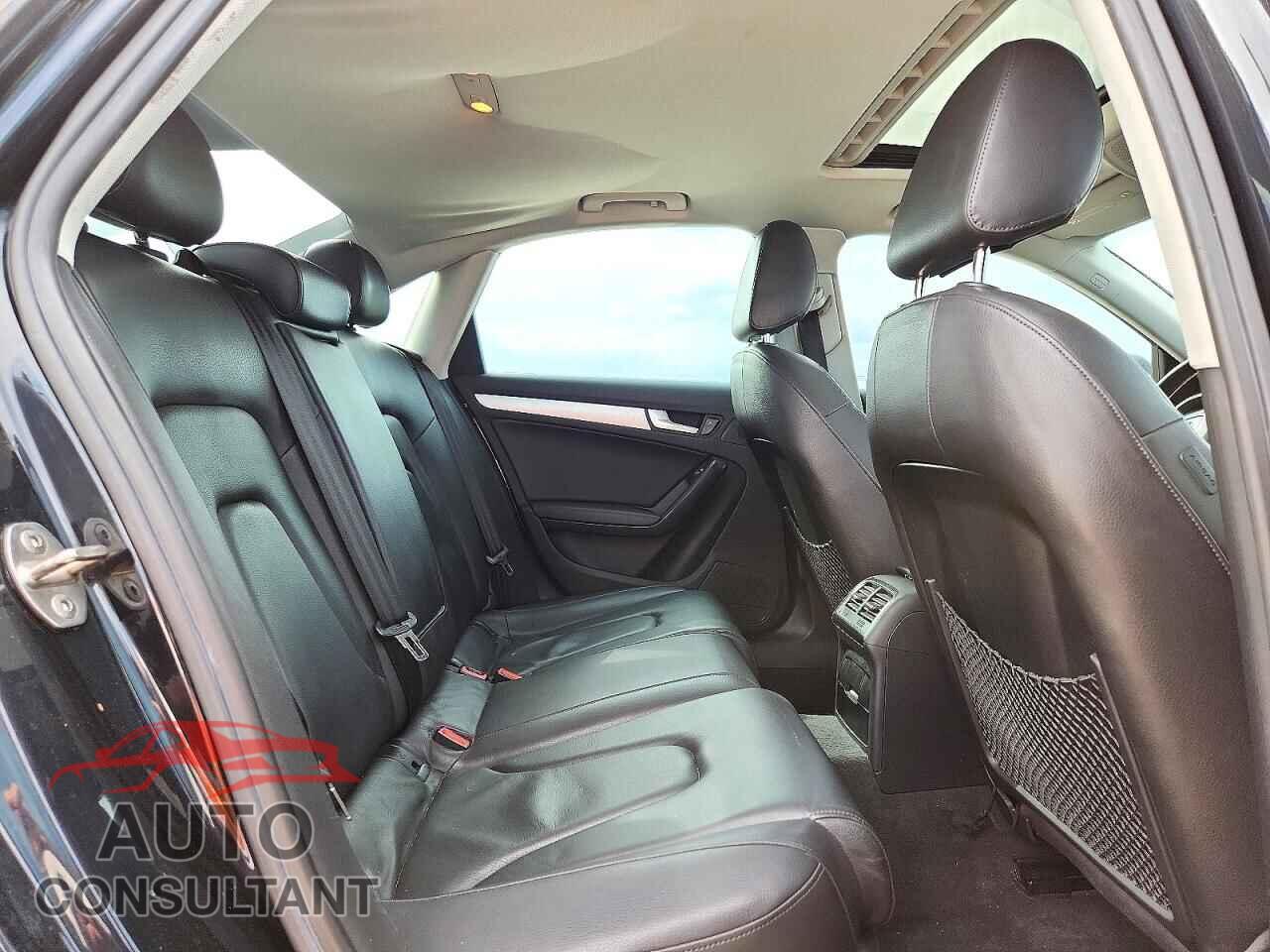 AUDI A4 2013 - WAUEFAFL9DA059556