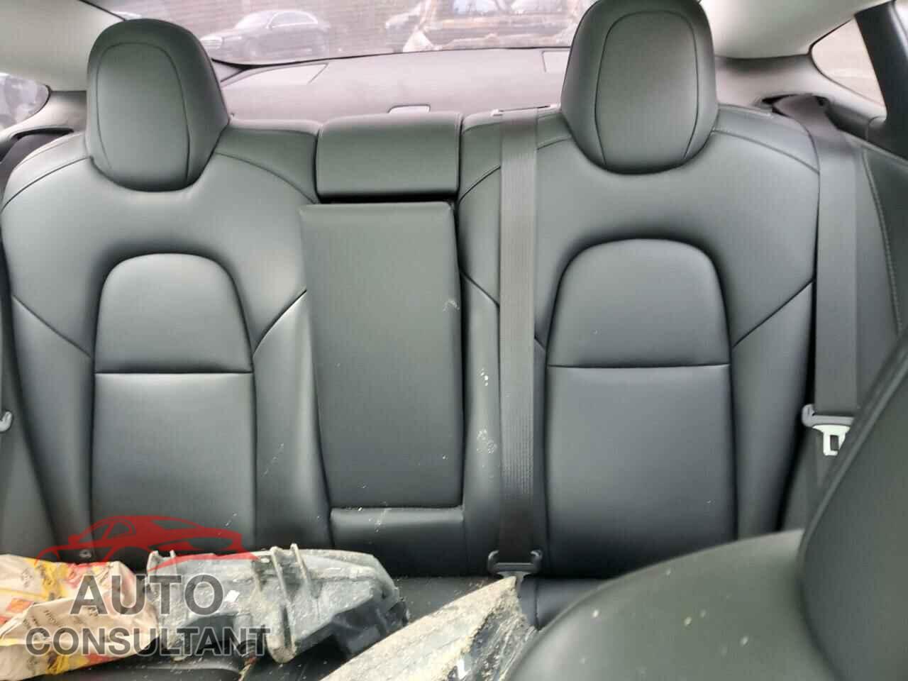 TESLA MODEL 3 2021 - 5YJ3E1EAXMF094112