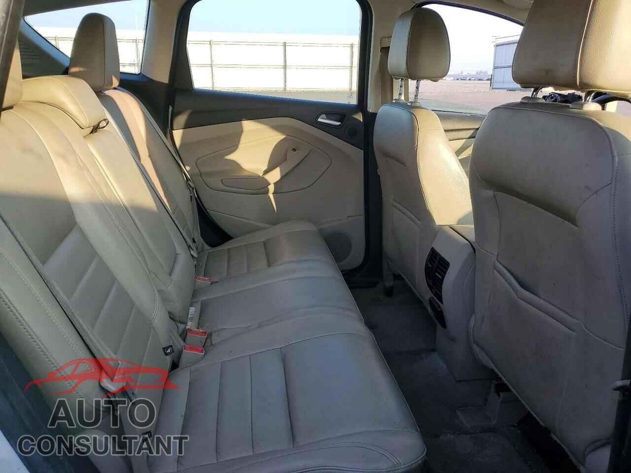 FORD CMAX 2013 - 1FADP5CU4DL551115