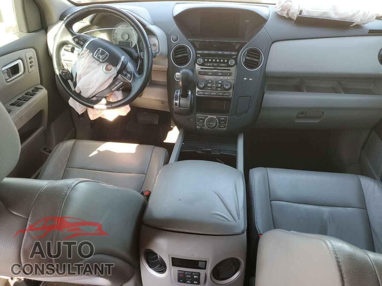 HONDA PILOT 2013 - 5FNYF4H9XDB058667