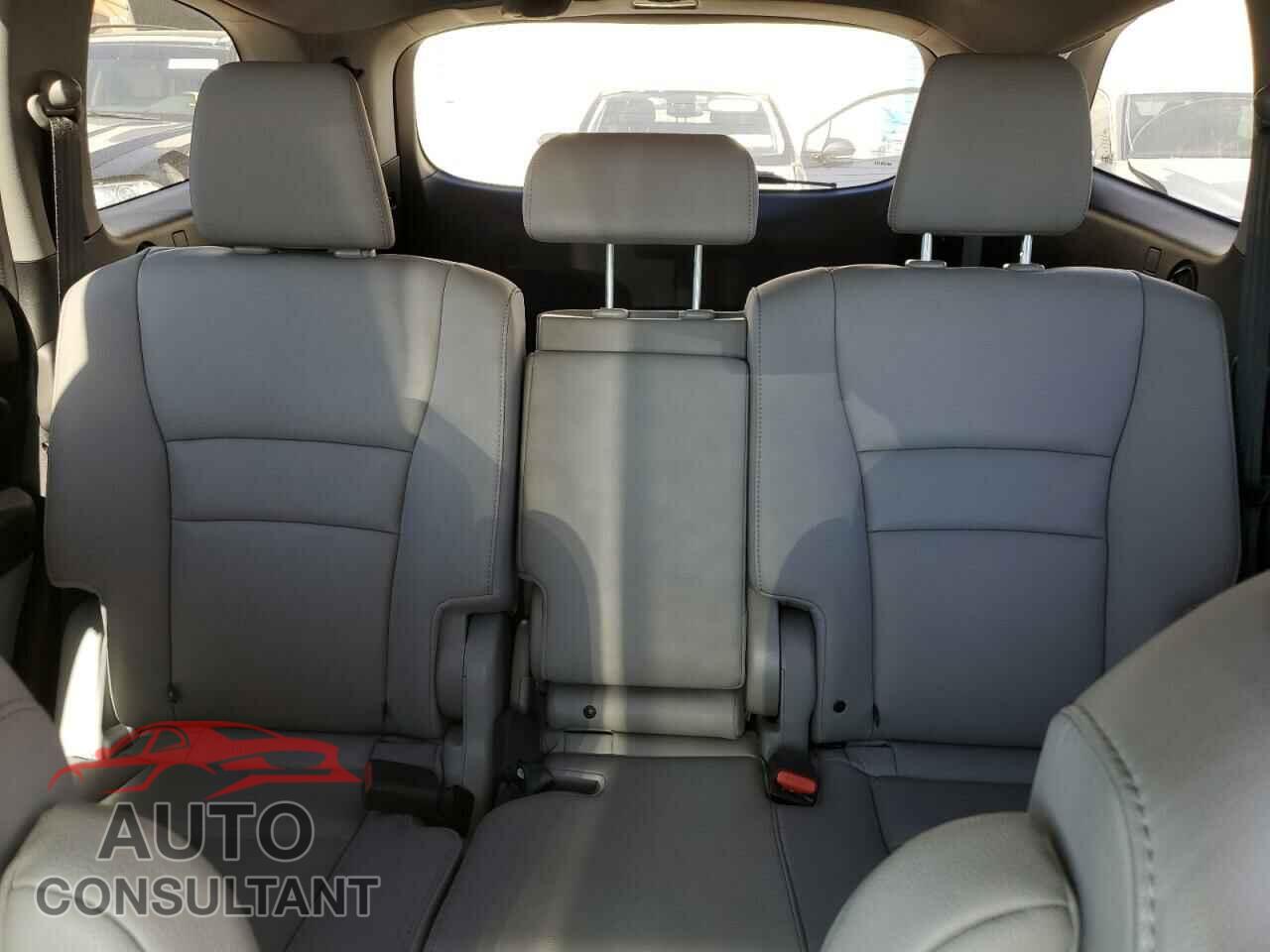 HONDA PILOT 2019 - 5FNYF5H58KB042581