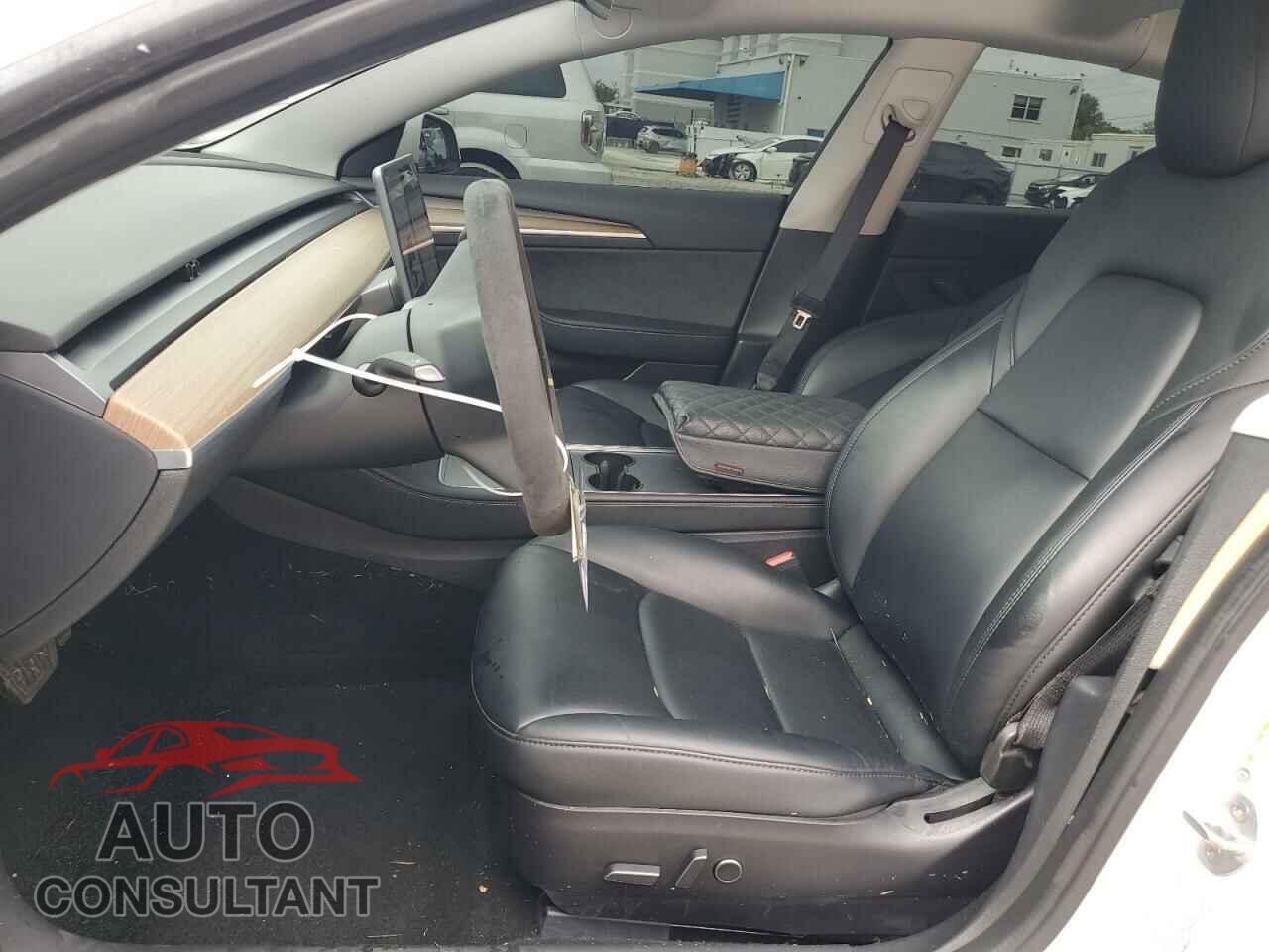 TESLA MODEL 3 2021 - 5YJ3E1EA9MF091203