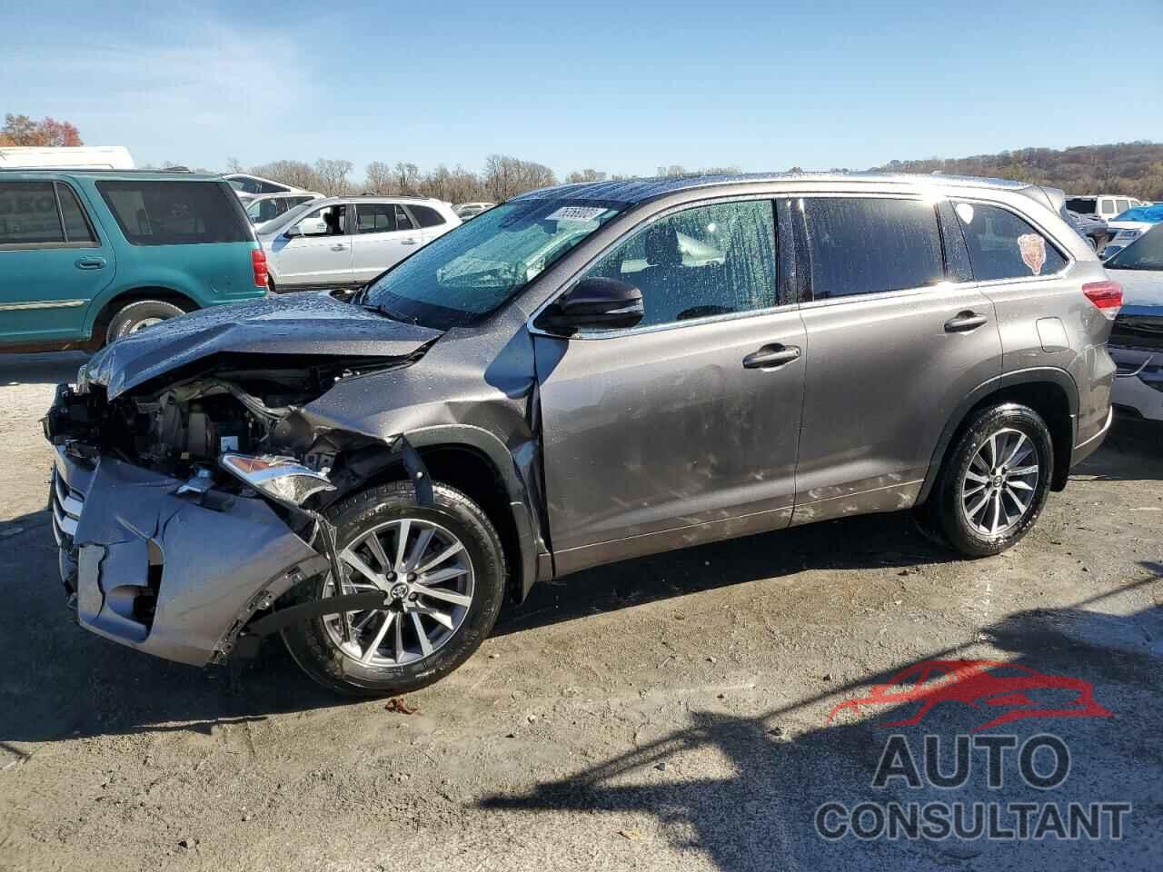 TOYOTA HIGHLANDER 2018 - 5TDJZRFHXJS538277