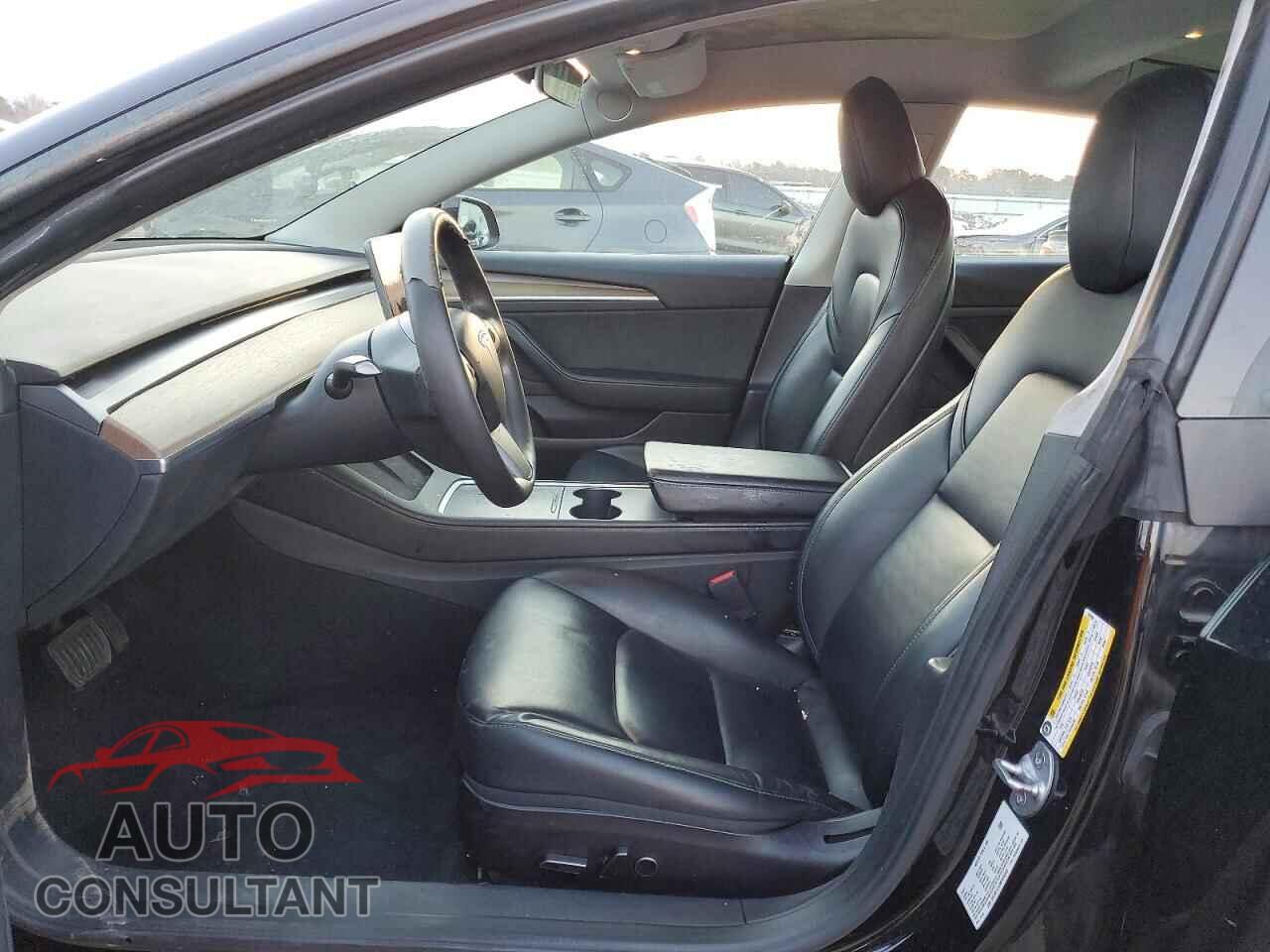 TESLA MODEL 3 2021 - 5YJ3E1EA3MF094453