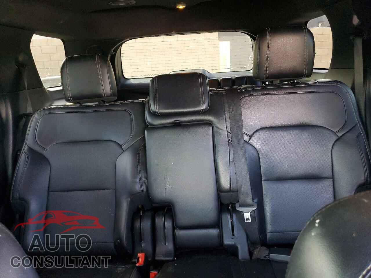 FORD EXPLORER 2017 - 1FM5K7F83HGC93476