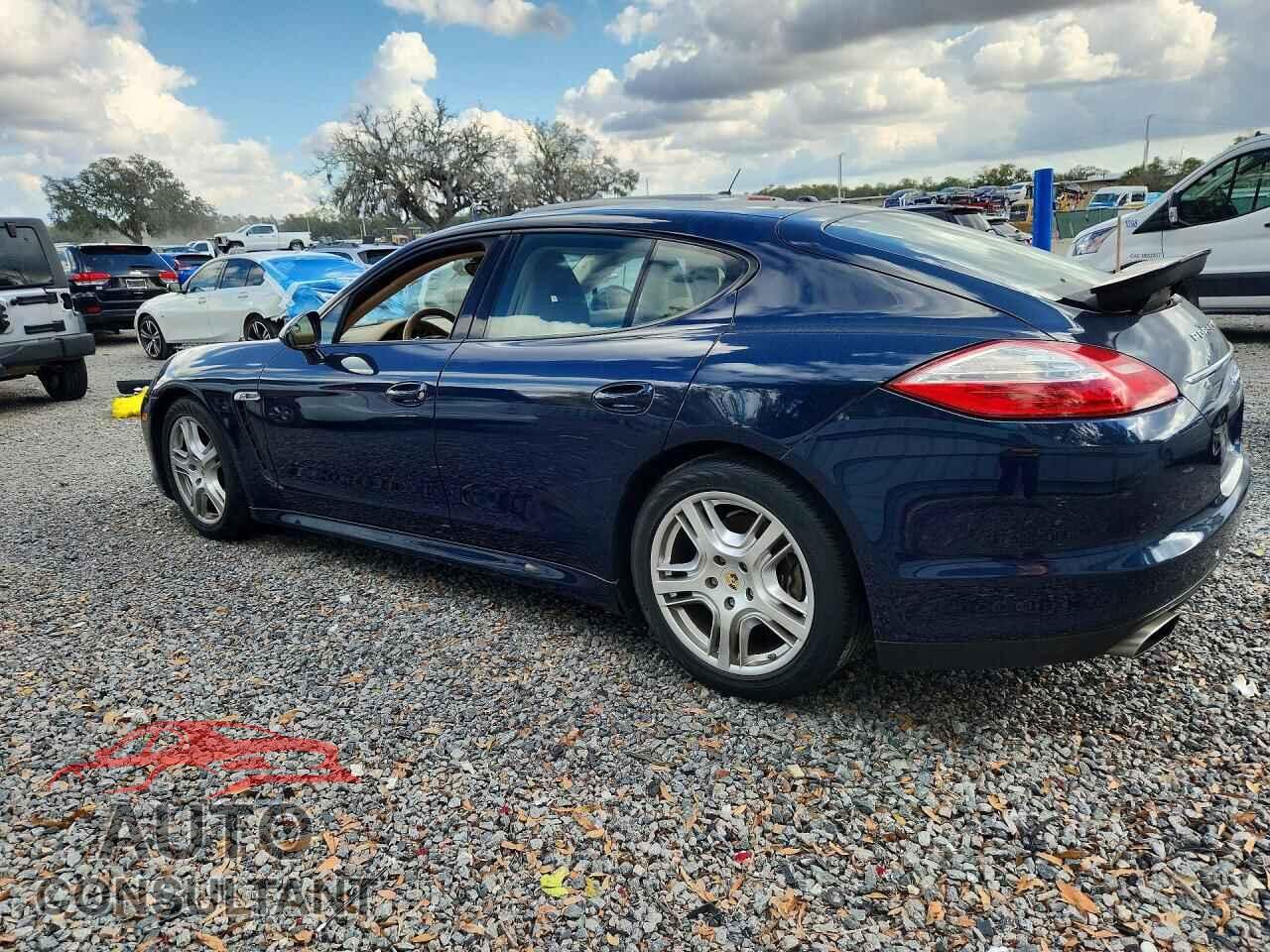 PORSCHE PANAMERA 2011 - WP0AA2A77BL012611