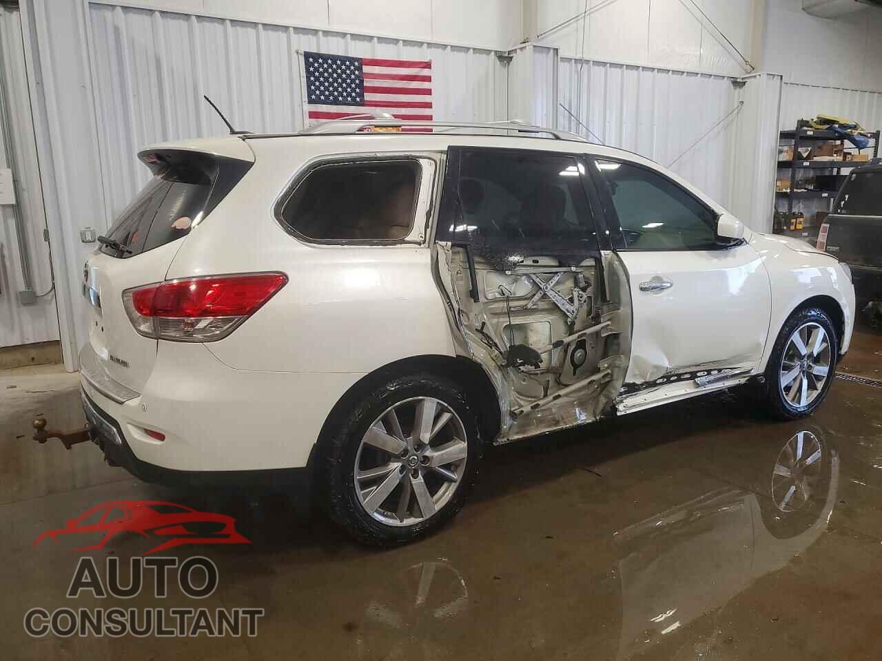NISSAN PATHFINDER 2015 - 5N1AR2MN7FC659904