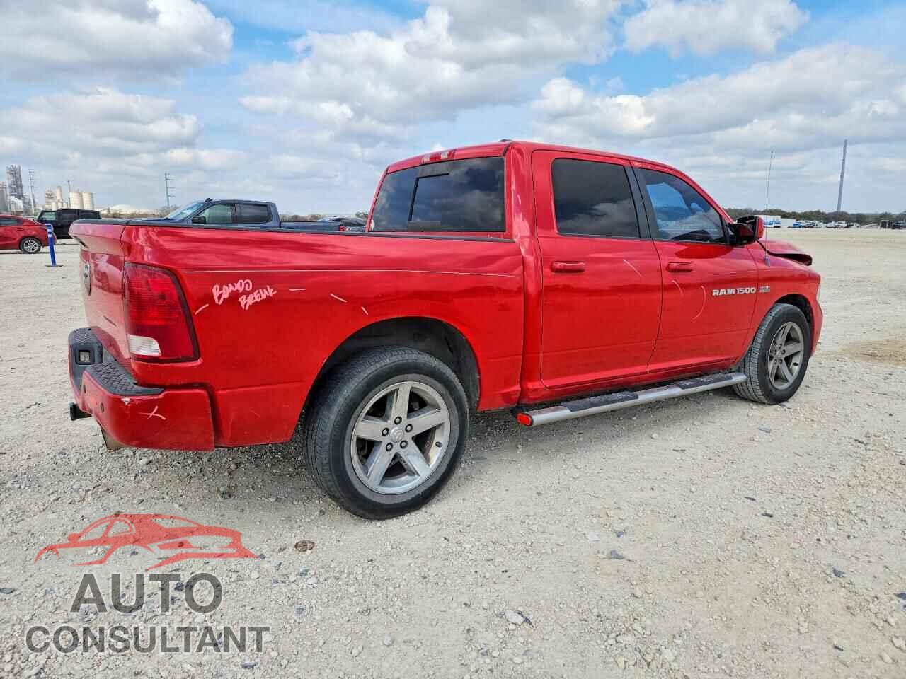 DODGE RAM 1500 2012 - 1C6RD6MT1CS111949