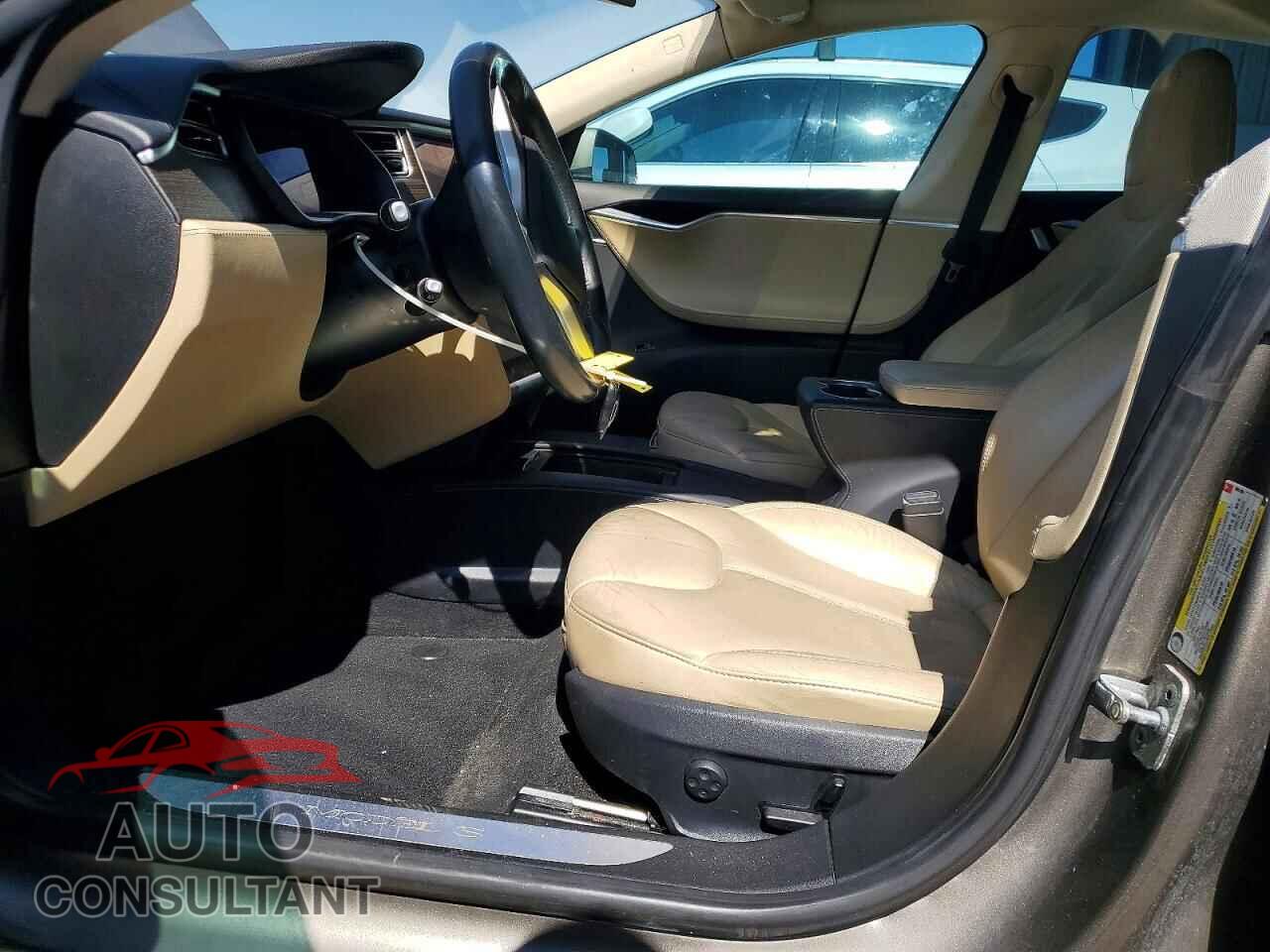 TESLA MODEL S 2015 - 5YJSA1S24FF089186