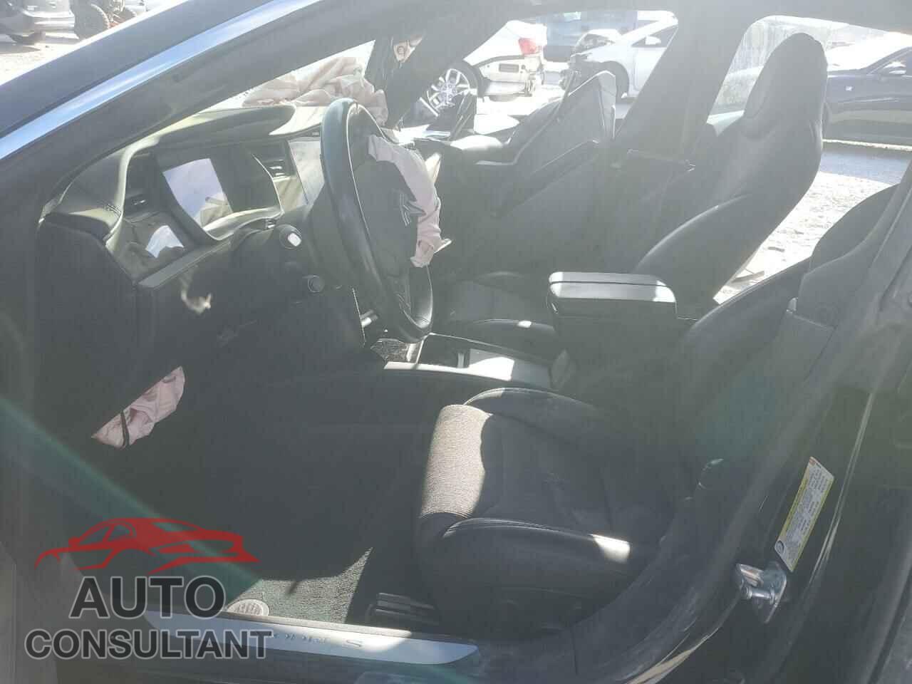 TESLA MODEL S 2018 - 5YJSA1E25JF286839