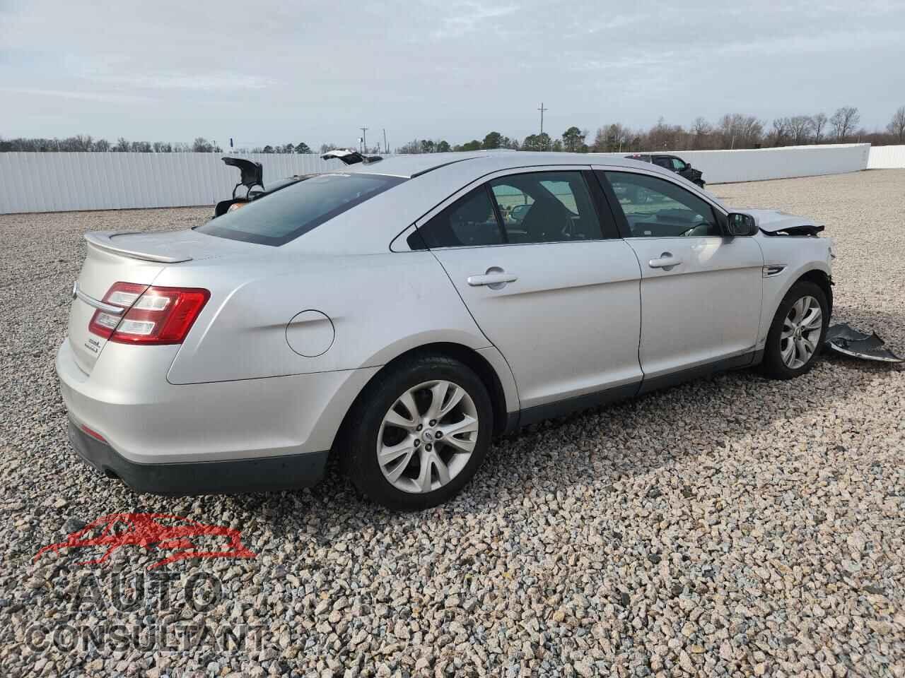 FORD TAURUS 2013 - 1FAHP2E81DG190113