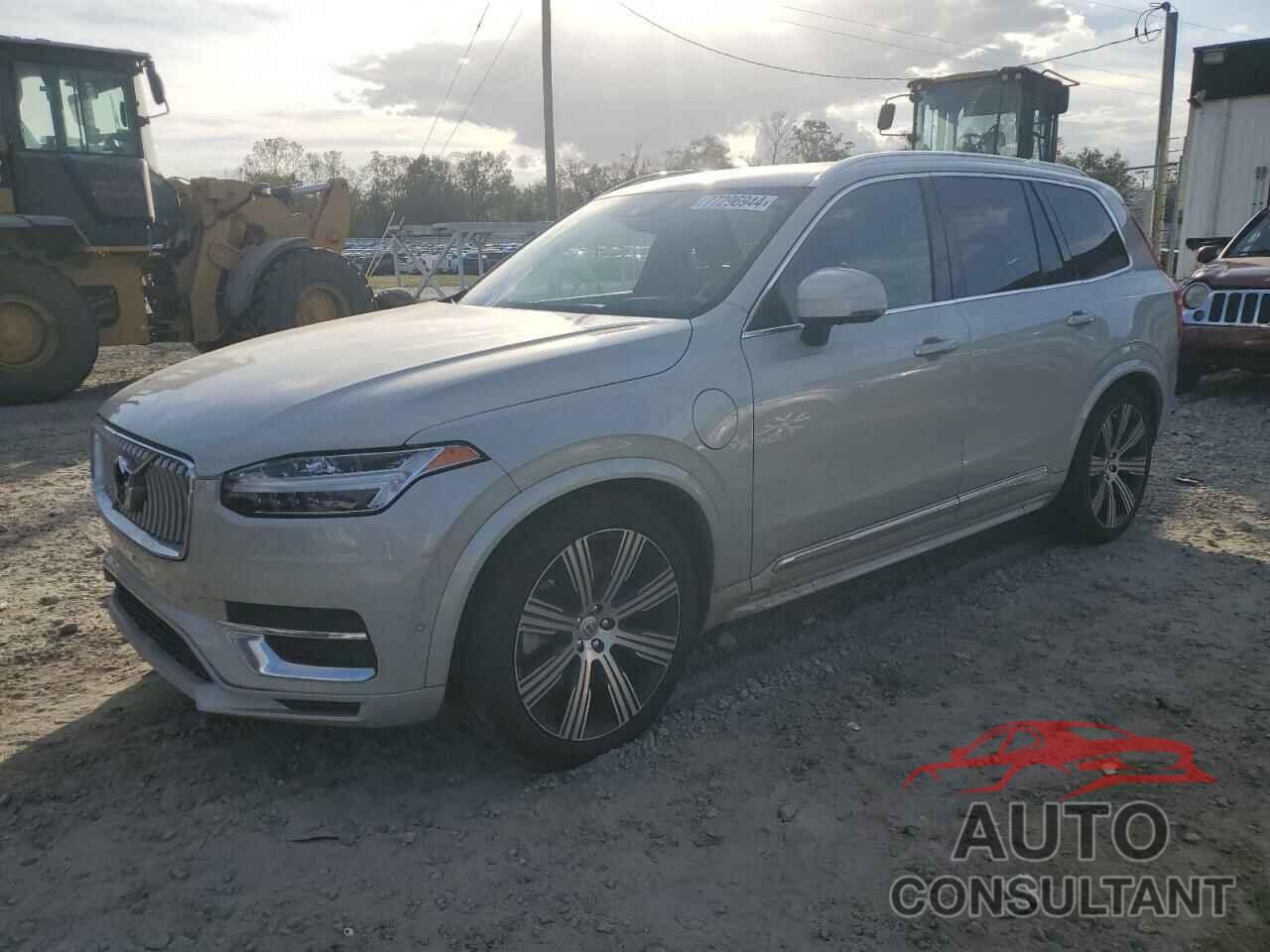 VOLVO XC90 T8 RE 2022 - YV4BR0CL7N1815671