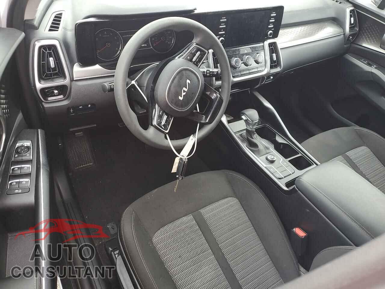 KIA SORENTO 2023 - 5XYRG4LC4PG168535