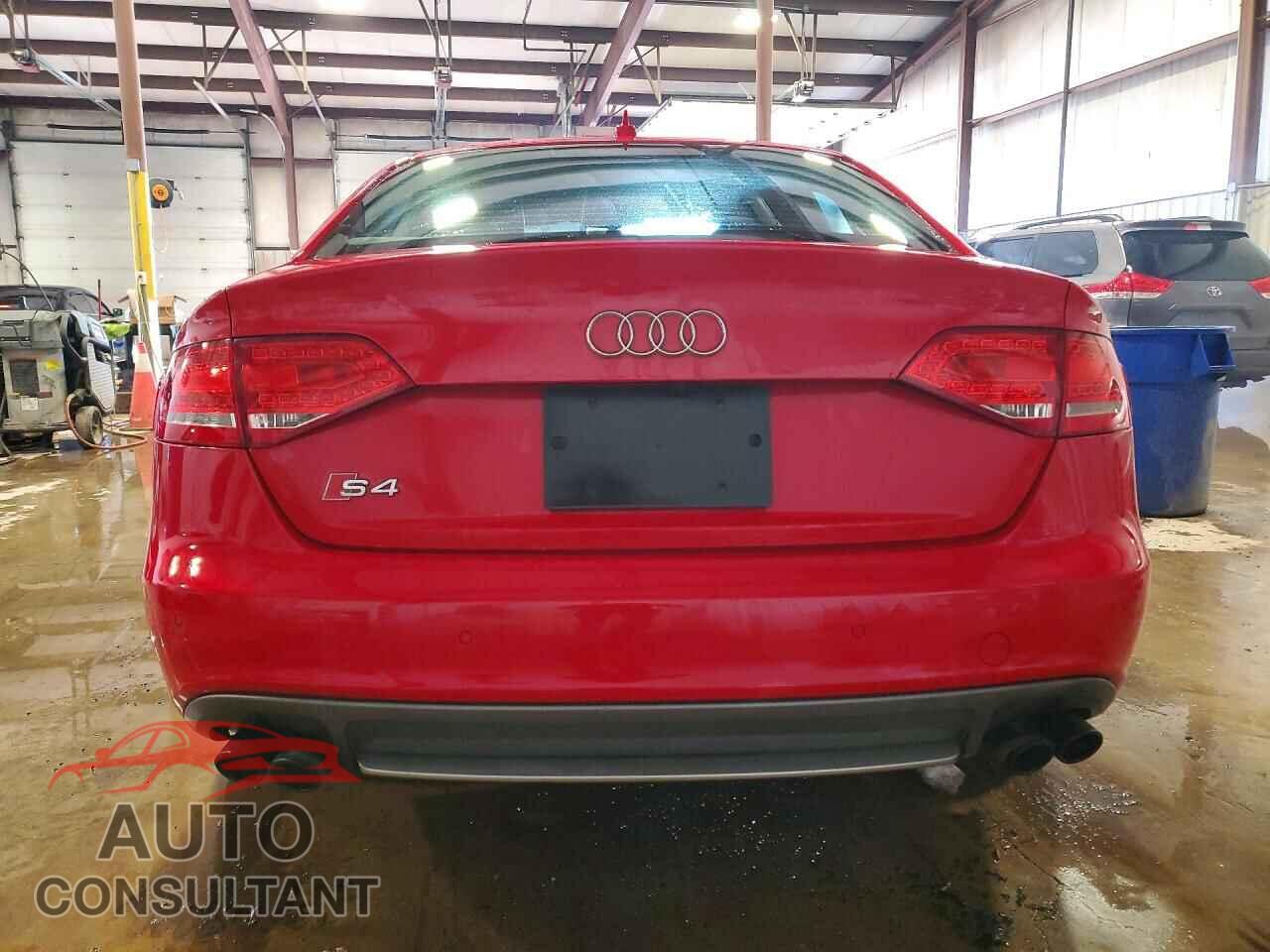 AUDI S4/RS4 2011 - WAUDGAFL8BA044407