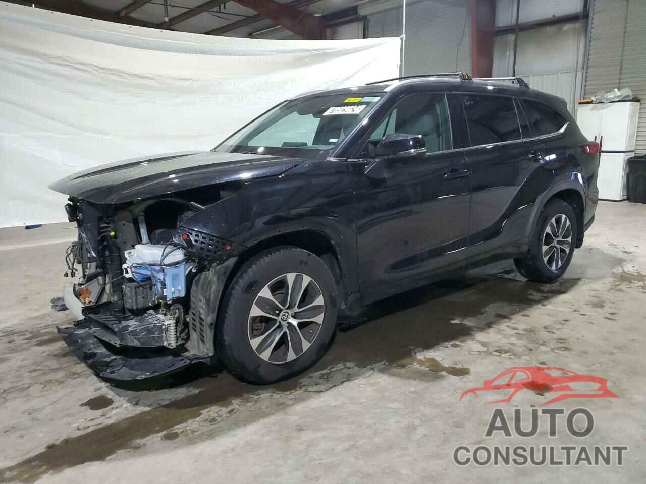 TOYOTA HIGHLANDER 2022 - 5TDGZRBH6NS596179