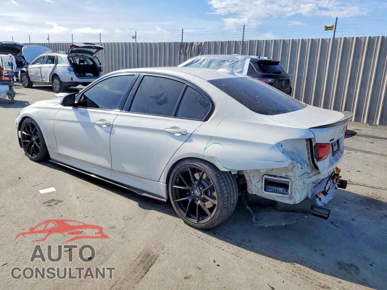 BMW 3 SERIES 2016 - WBA8B7G54GNU36951