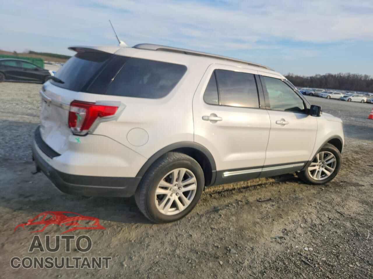 FORD EXPLORER 2018 - 1FM5K8D81JGB28590