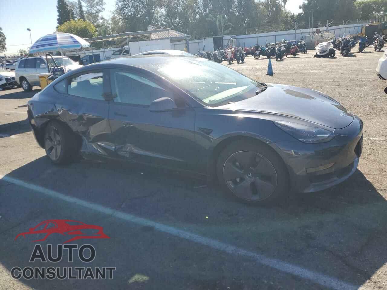 TESLA MODEL 3 2022 - 5YJ3E1EA0NF372498