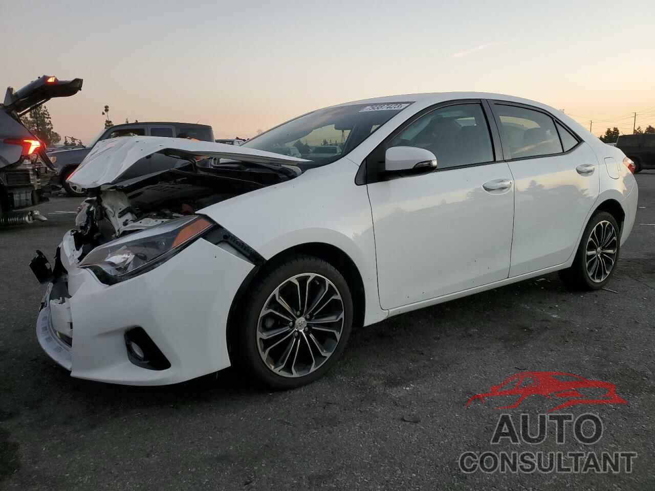 TOYOTA COROLLA 2015 - 5YFBURHE8FP296515