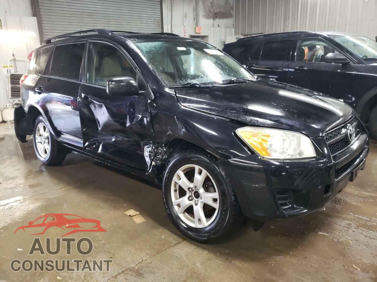 TOYOTA RAV4 2011 - JTMBF4DVXBD043051