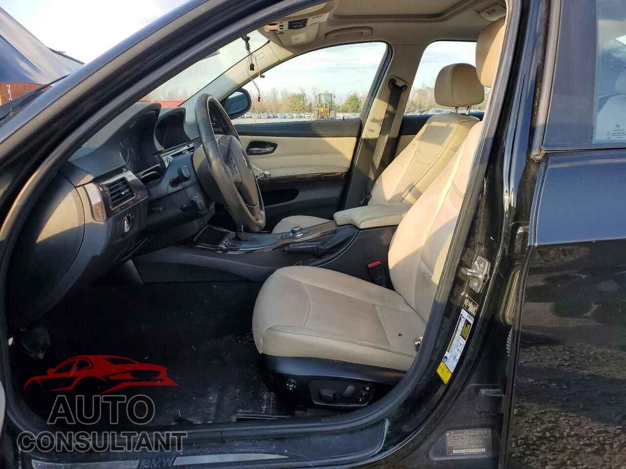 BMW 3 SERIES 2011 - WBAPH7C55BE851513