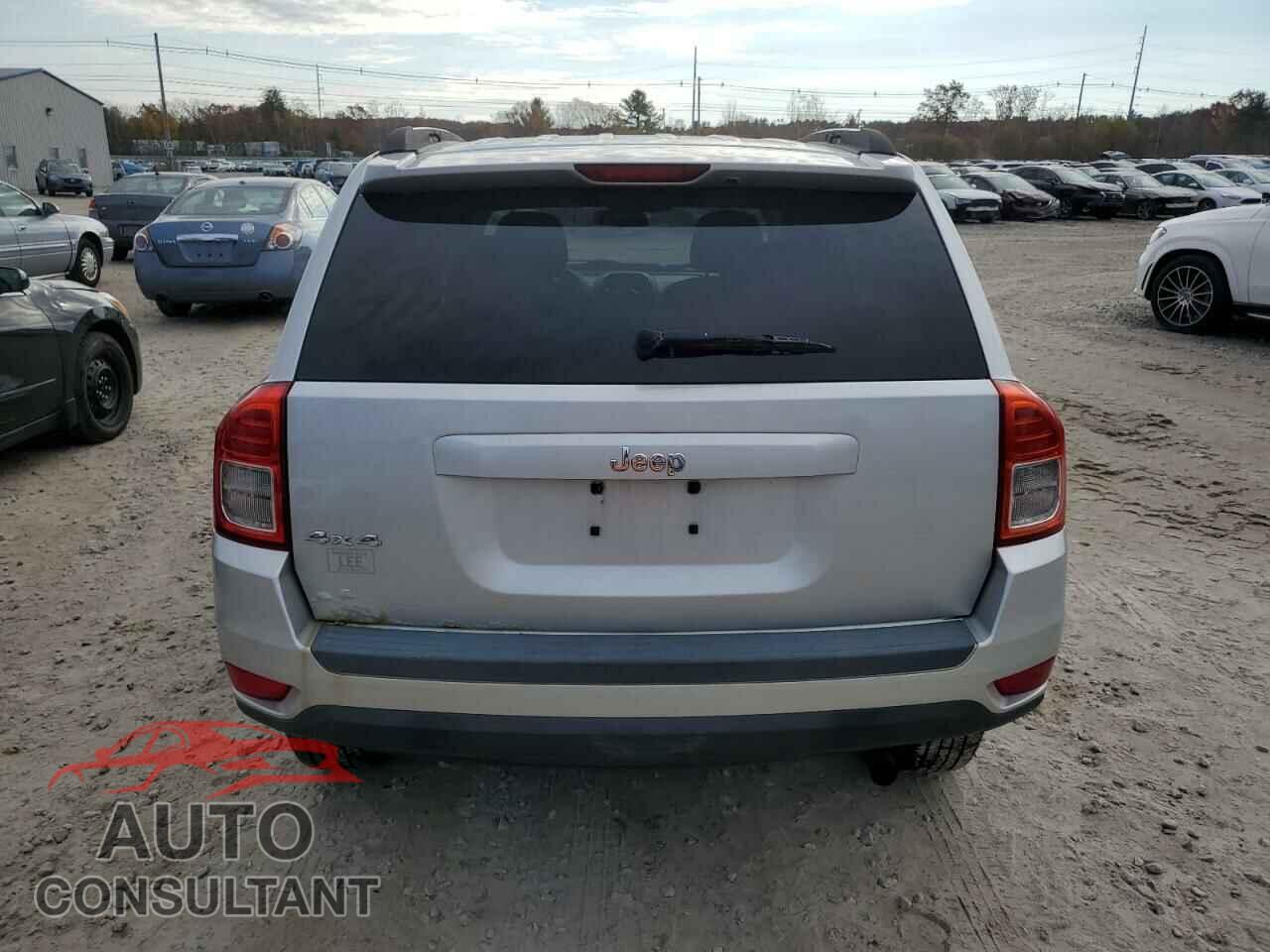 JEEP COMPASS 2011 - 1J4NF1FB3BD134011