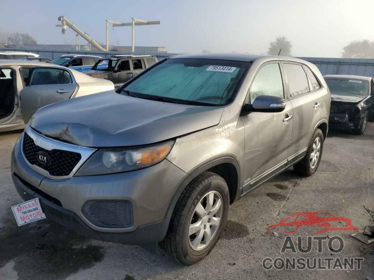 KIA SORENTO 2011 - 5XYKTCA17BG120688