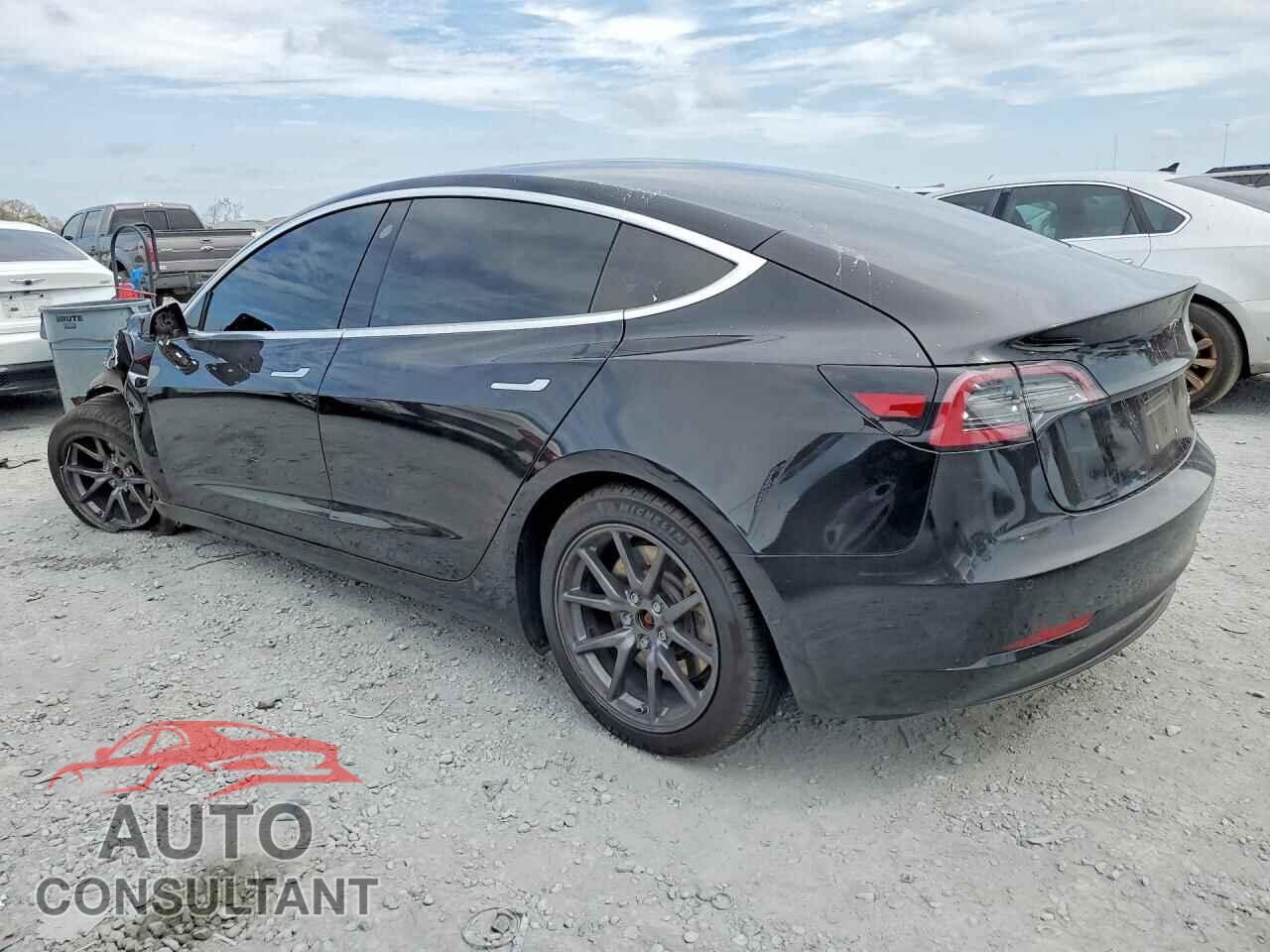 TESLA MODEL 3 2018 - 5YJ3E1EB9JF148620
