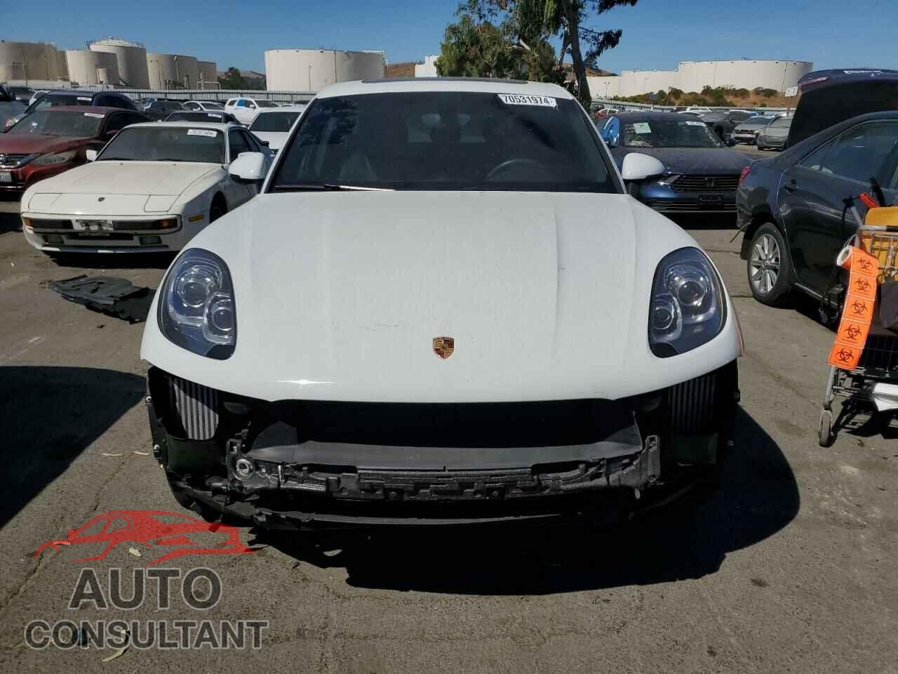 PORSCHE MACAN 2016 - WP1AB2A55GLB45627