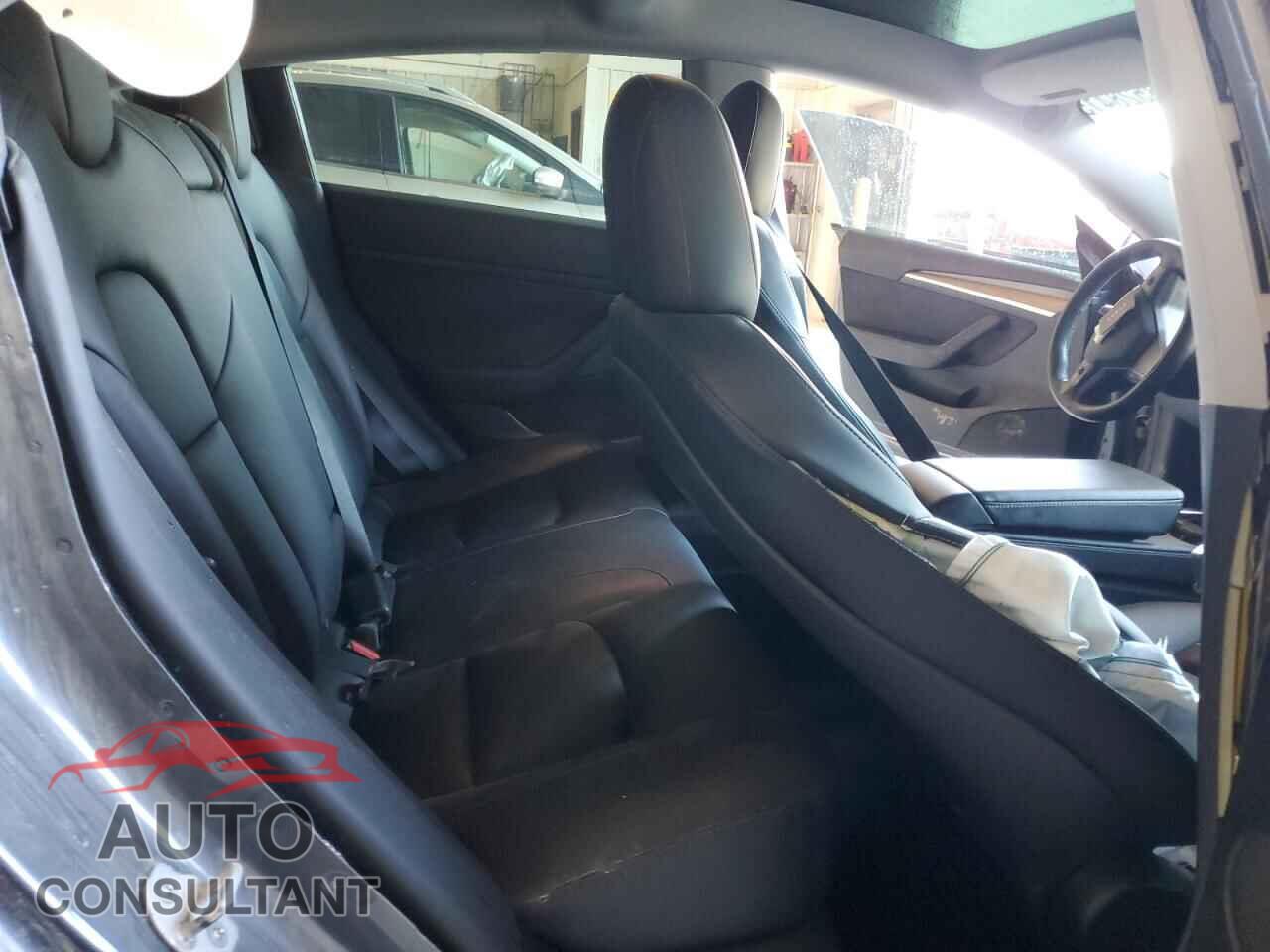 TESLA MODEL 3 2021 - 5YJ3E1EB7MF960793