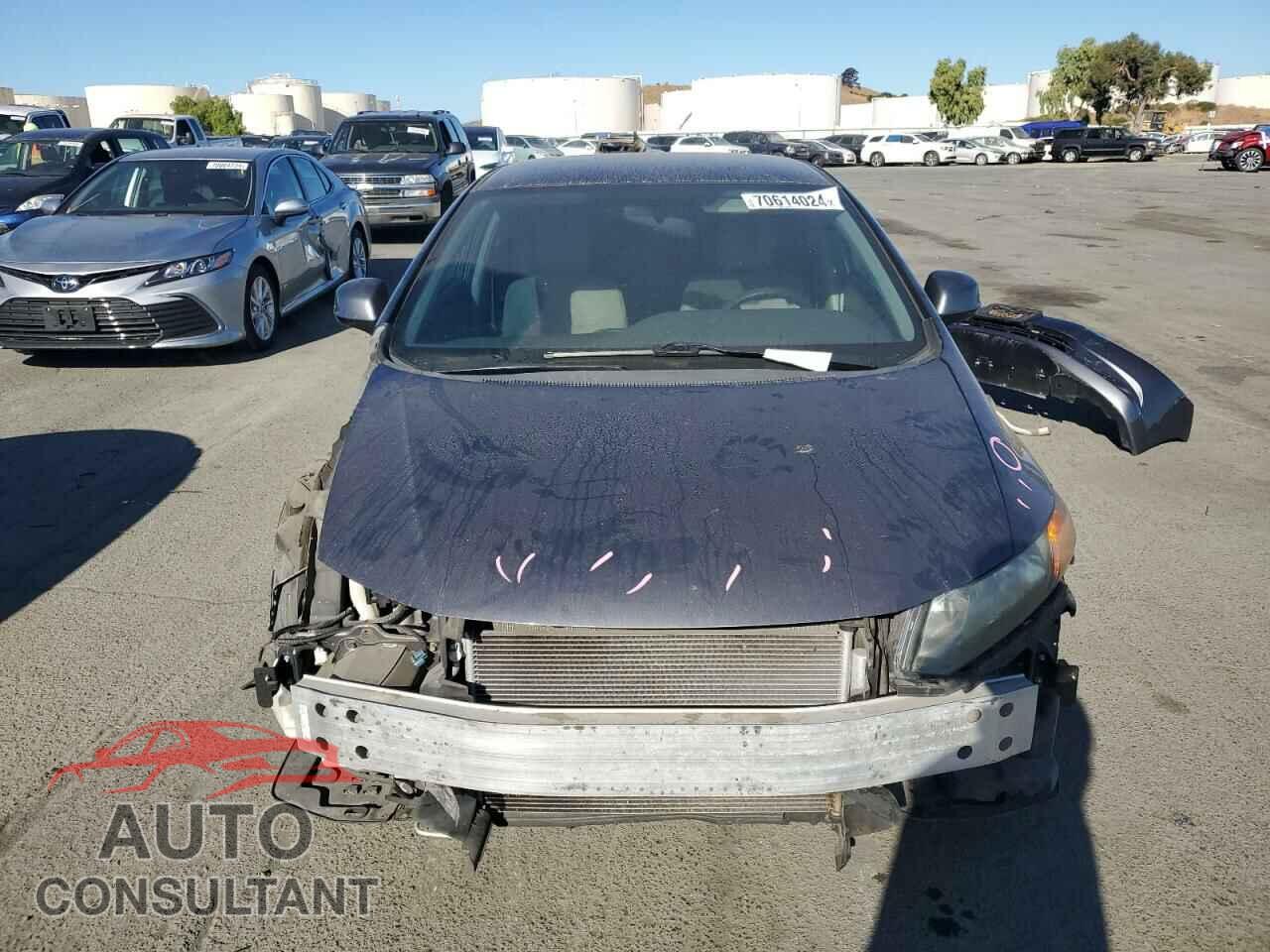 HONDA CIVIC 2012 - 2HGFB2F55CH605989