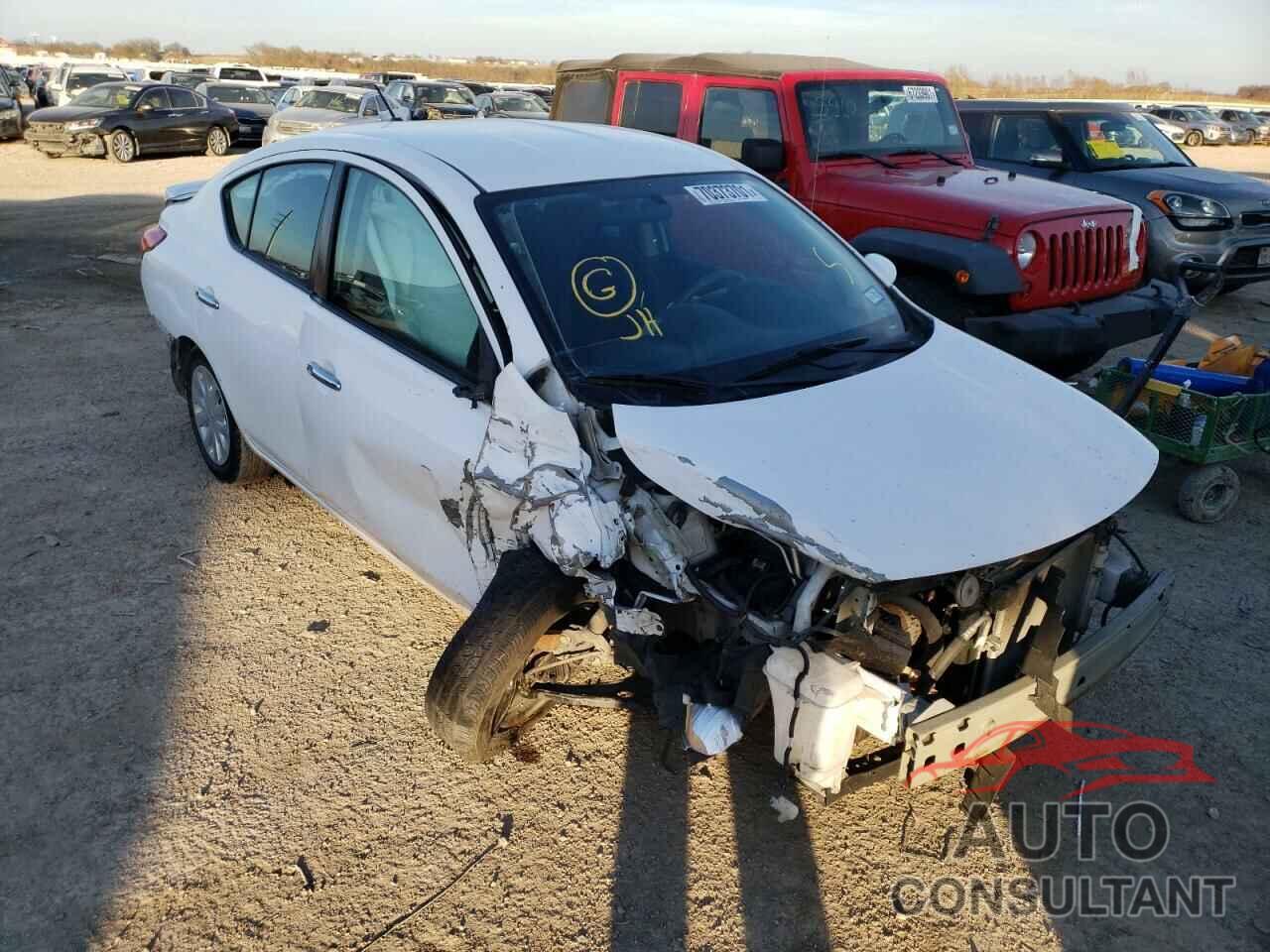 NISSAN VERSA 2017 - 3N1CN7AP5HL883890