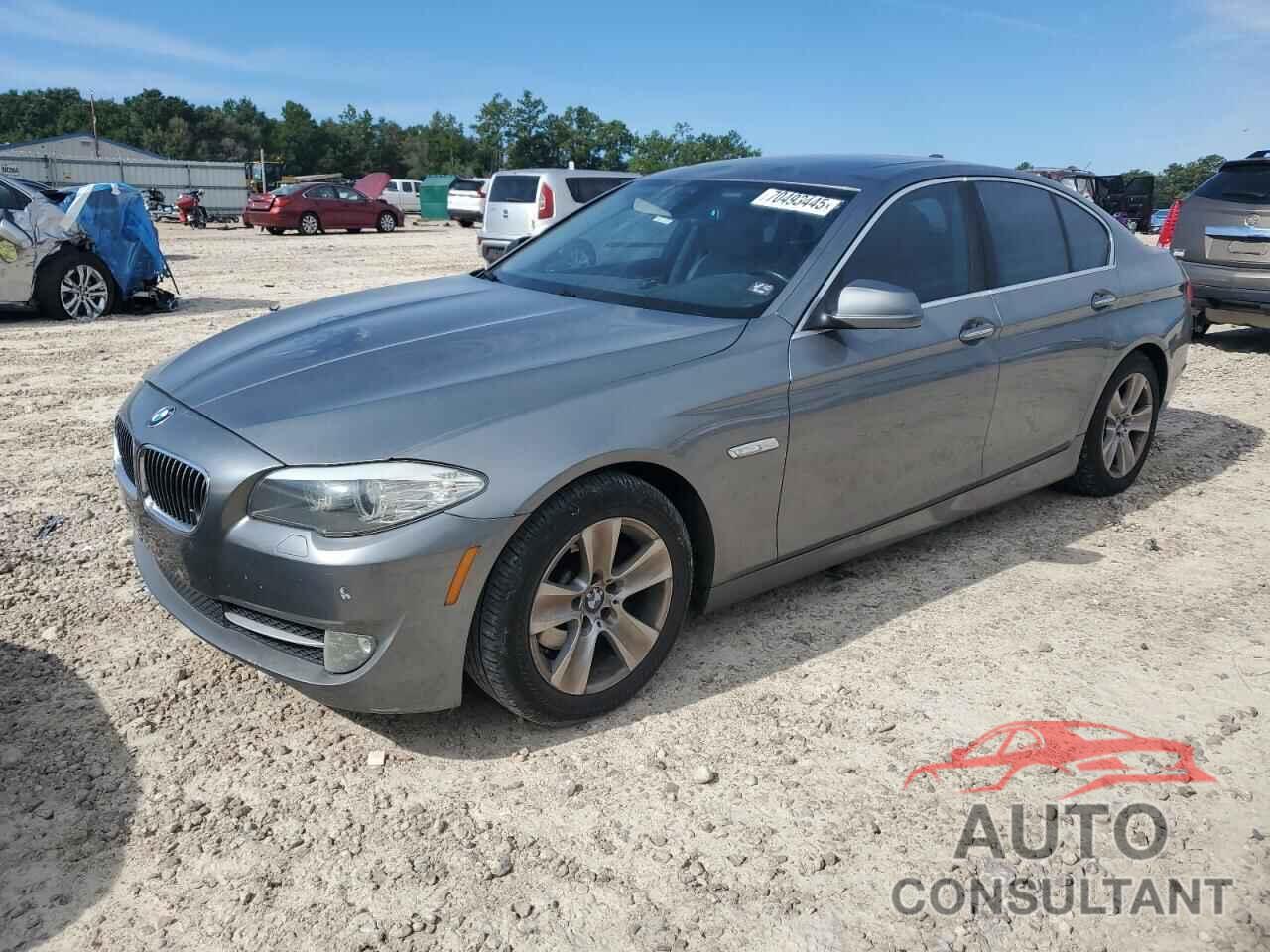 BMW 5 SERIES 2011 - WBAFR1C51BC744590